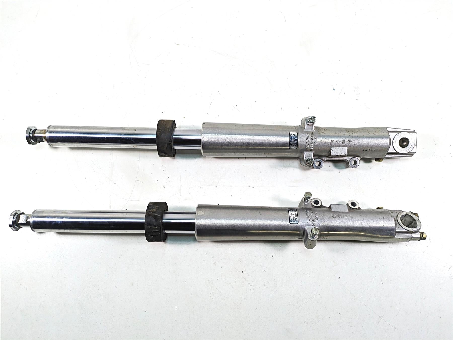 2006 Harley Touring FLHTCUI Electra Glide Front Fork Legs 41mm 46495-06 46502-06 {{ shop.shopifyCountryName }} - Mototech271