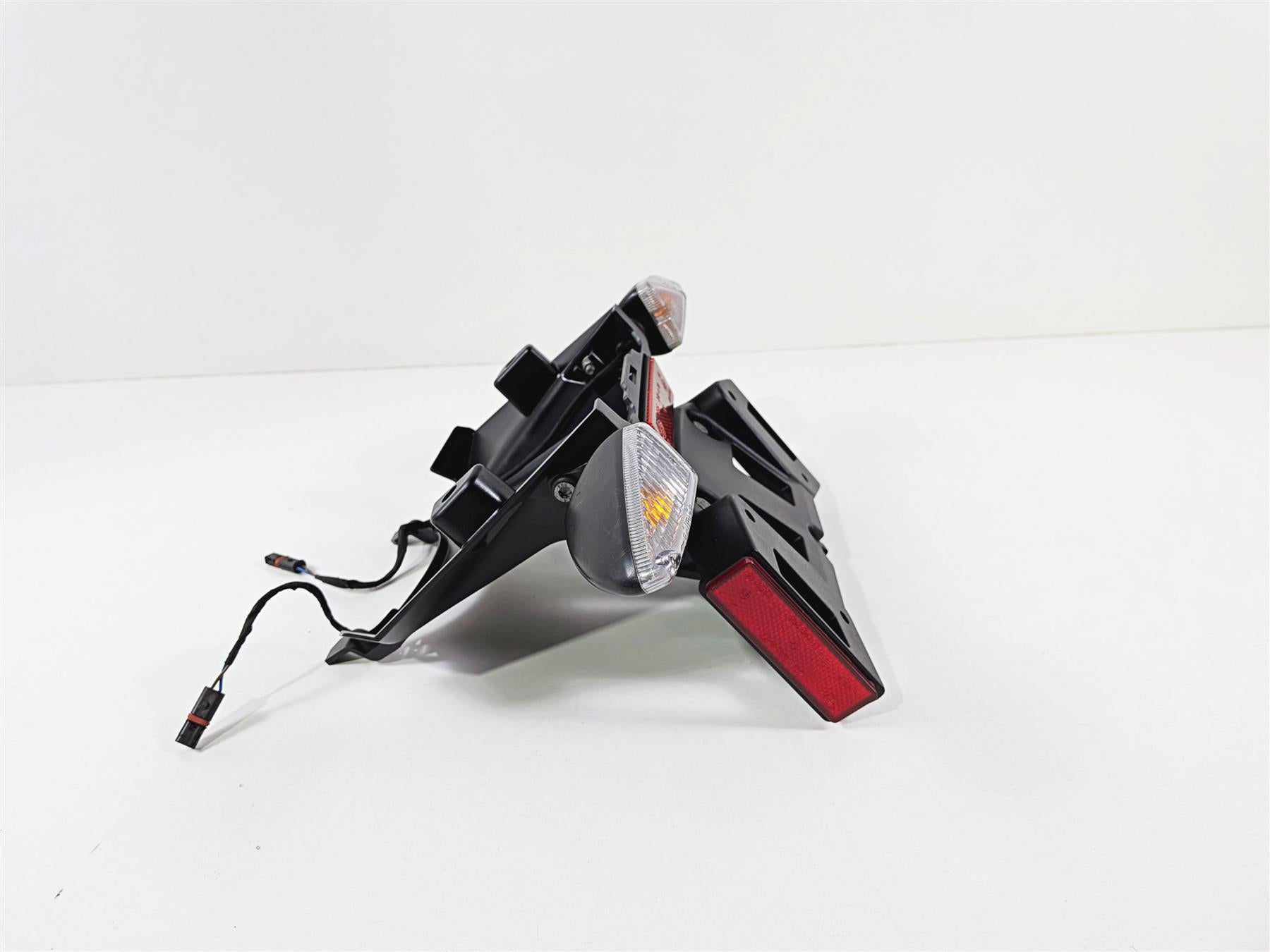 2015 BMW R1200GS K50 Rear Blinker License Plate Holder Set 46628532317 {{ shop.shopifyCountryName }} - Mototech271
