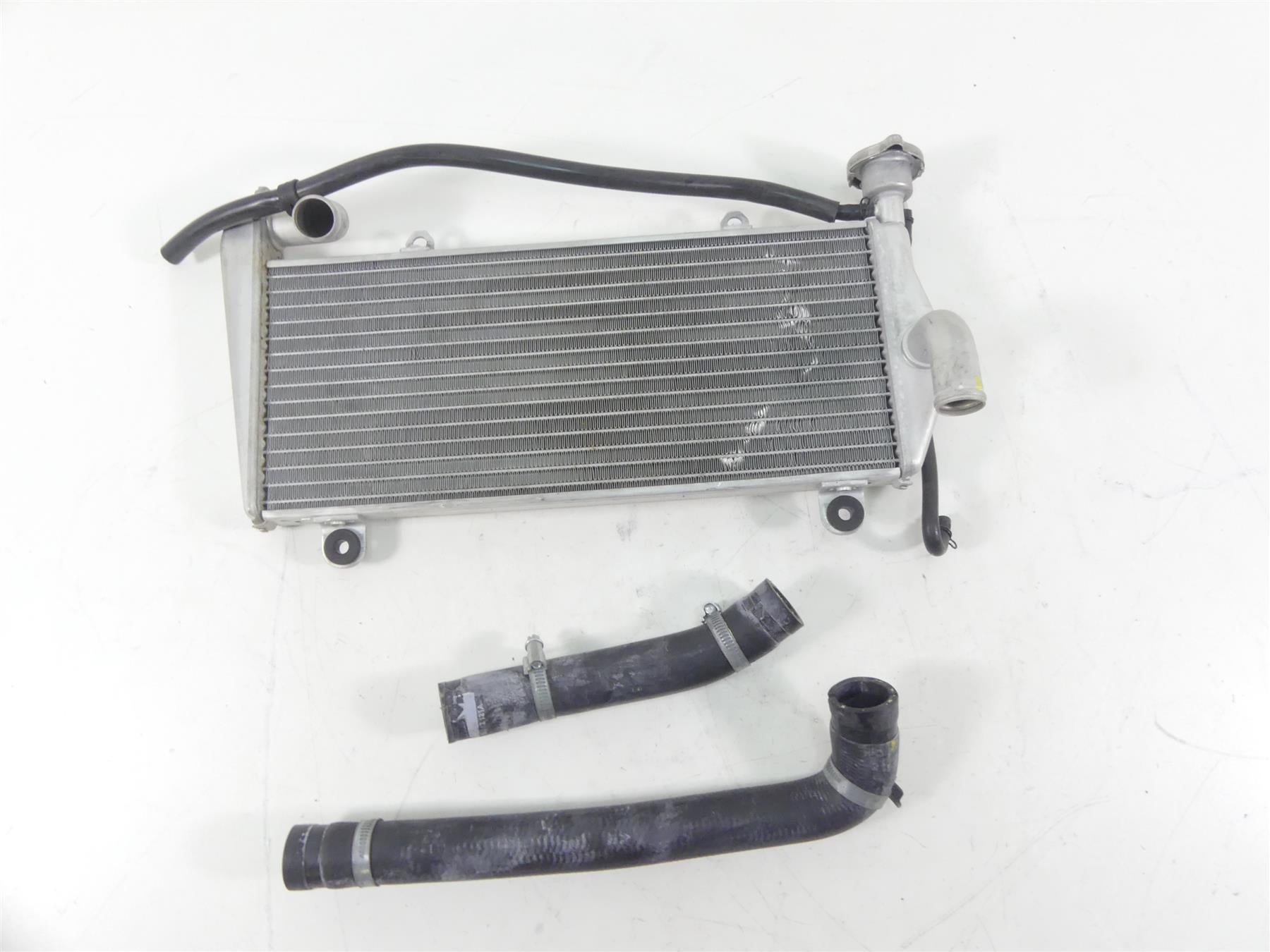 2020 Ducati Panigale V2 Upper Coolant Radiator - Straight No Leaks 54841201A {{ shop.shopifyCountryName }} - Mototech271
