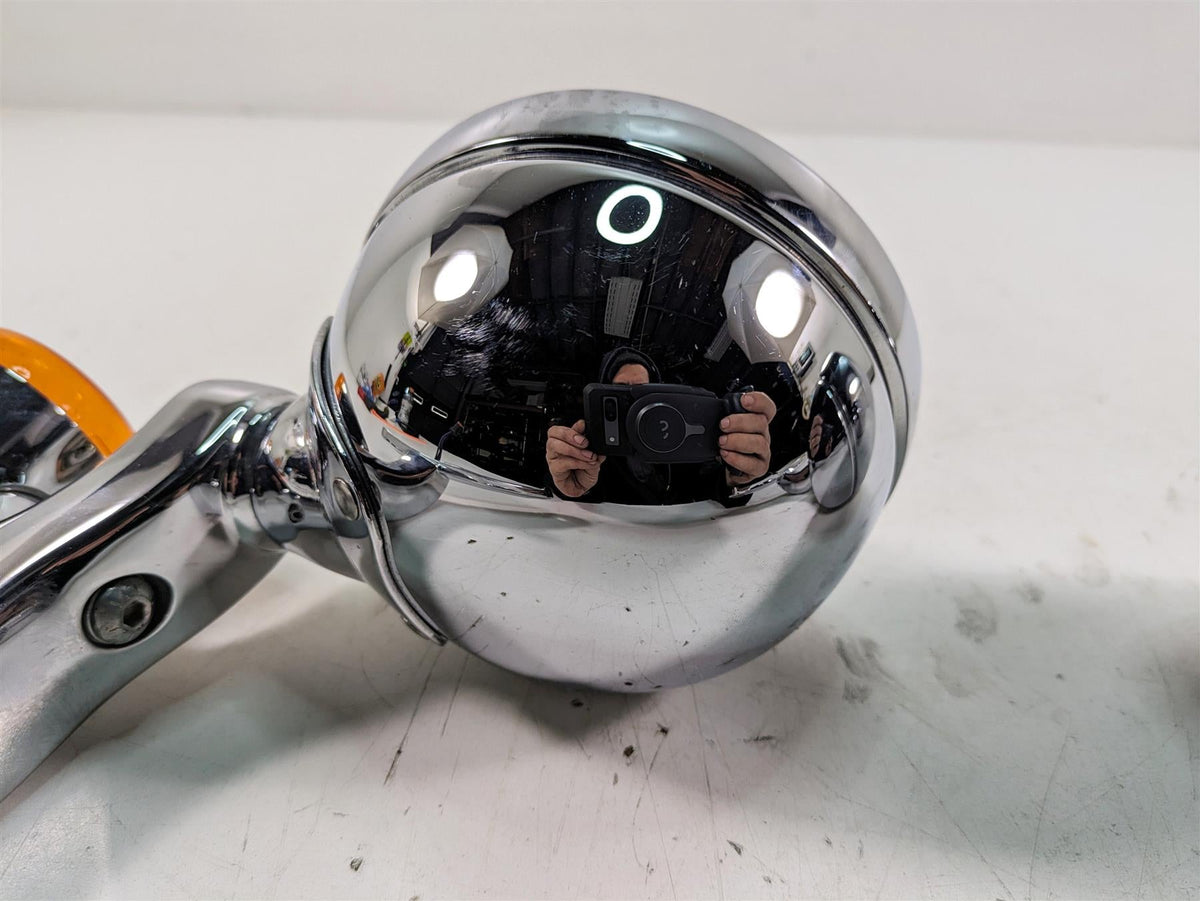 2014 Harley Touring FLHTK Electra Glide Front Spot Light Blinker Set 68000021 {{ shop.shopifyCountryName }} - Mototech271