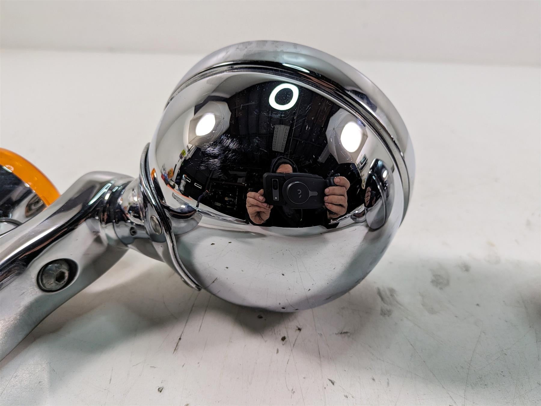 2014 Harley Touring FLHTK Electra Glide Front Spot Light Blinker Set 68000021 {{ shop.shopifyCountryName }} - Mototech271