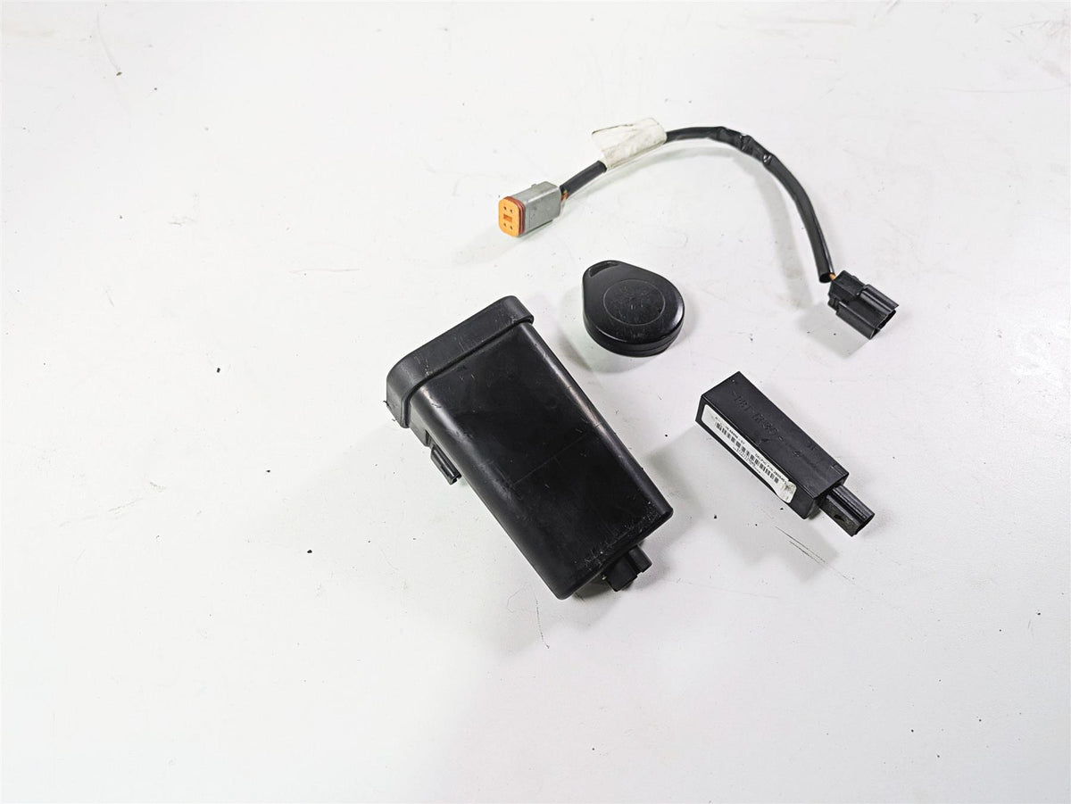 2007 Harley Touring FLHRSE CVO Road King Tssm Security Module + Fob 68924-07 {{ shop.shopifyCountryName }} - Mototech271