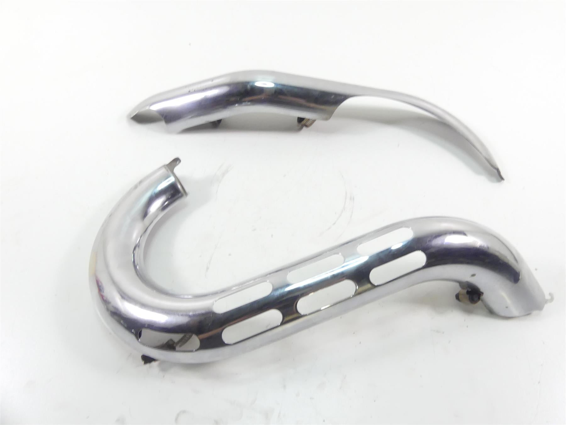 2014 Harley FXDF Dyna Fat Bob Front Rear Header Pipe Heat Shield Set 64830-08 {{ shop.shopifyCountryName }} - Mototech271
