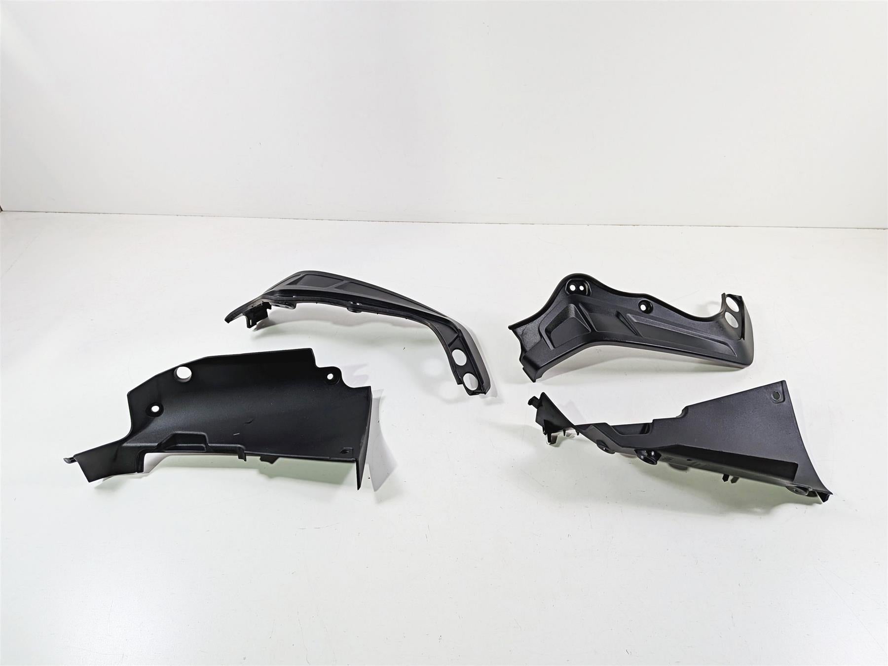 2020 Indian Challenger Limited Inner Fairing Infill Cover Panel Set 5455550-Mototech271