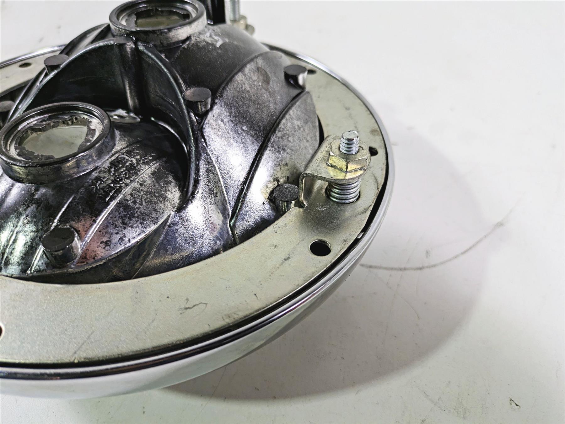 2017 Harley Touring FLHTKSE Electra Glide Head Light Lamp Headlight 67700064 {{ shop.shopifyCountryName }} - Mototech271