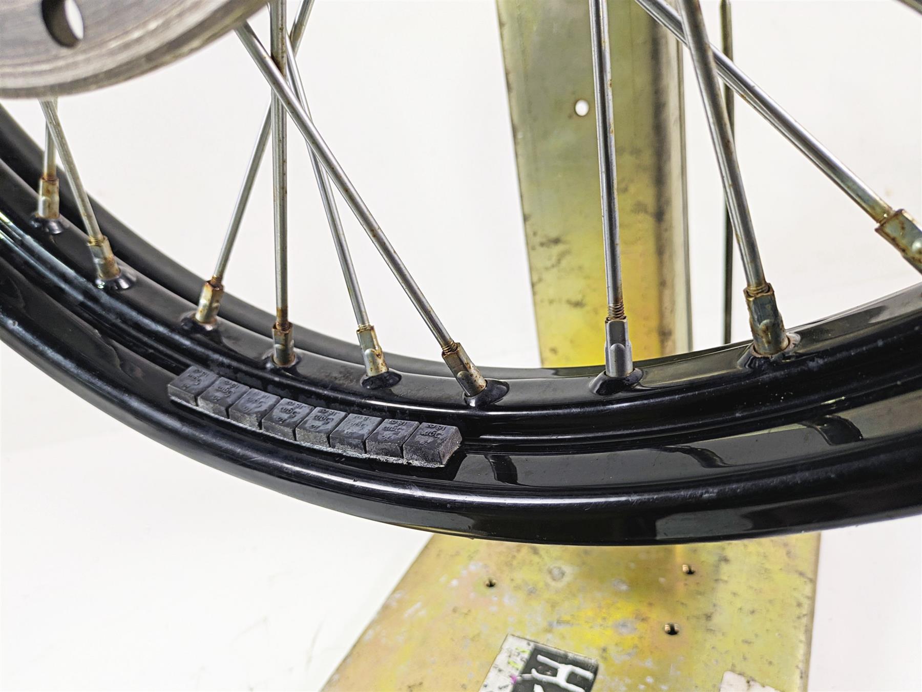 2016 Harley FXDWG Dyna Wide Glide 21x2.15 Front Wheel Spoke Rim - Read 41325-10 {{ shop.shopifyCountryName }} - Mototech271