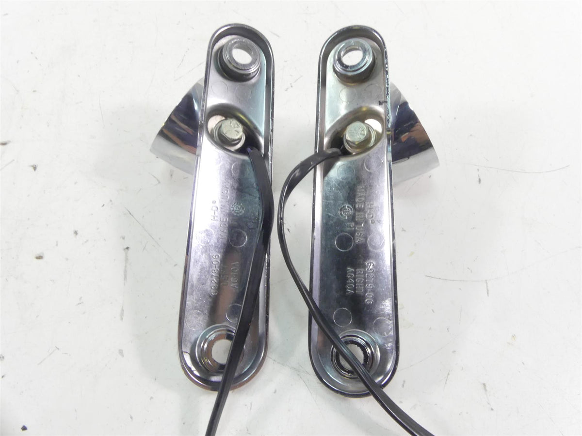 2013 Harley Touring FLHX Street Glide Front Blinker Housing & Mount Set 69278-06 {{ shop.shopifyCountryName }} - Mototech271