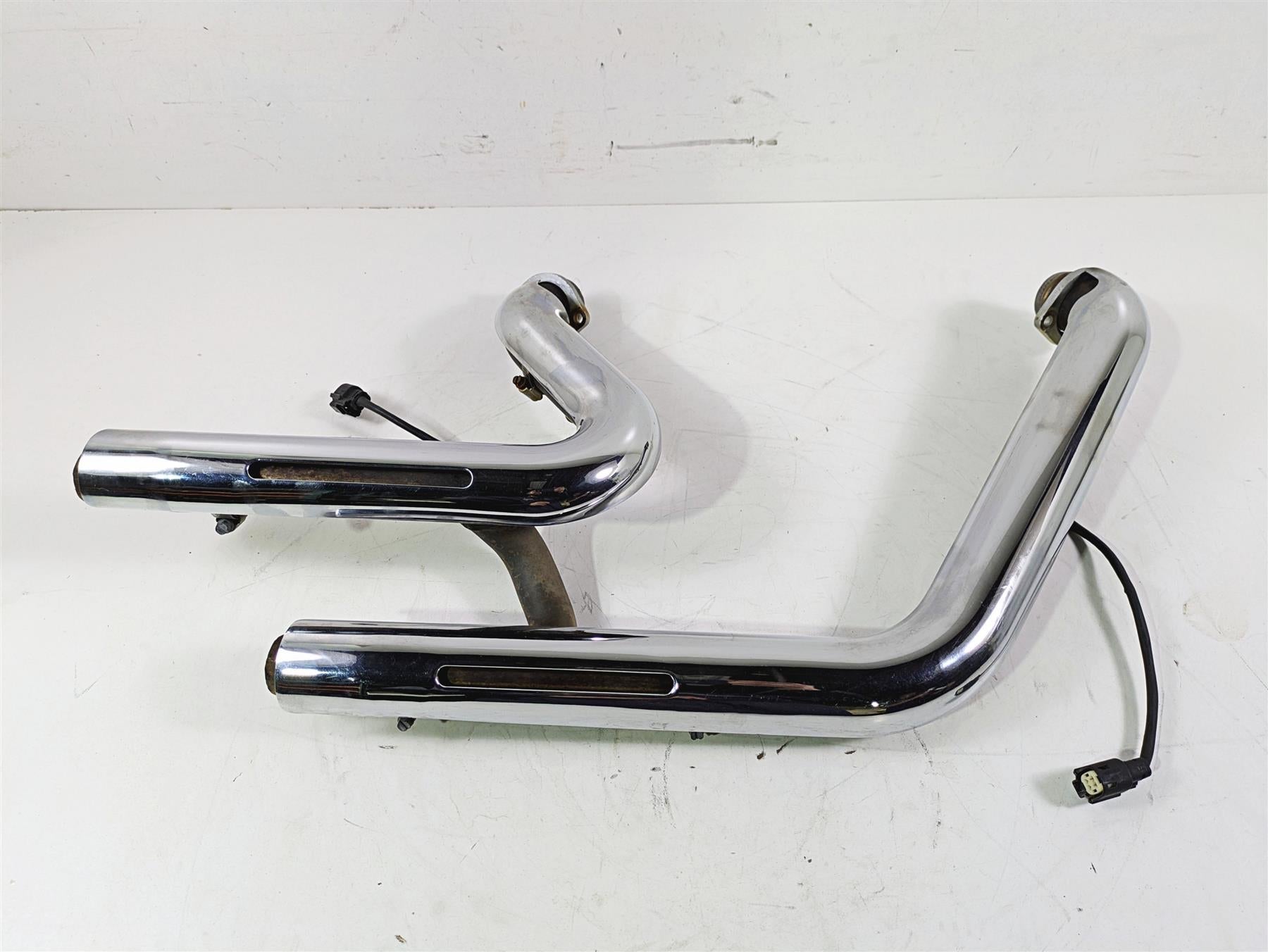 2018 Harley FXBR Softail Breakout Stock Exhaust Header Manifold Set 65600259 {{ shop.shopifyCountryName }} - Mototech271
