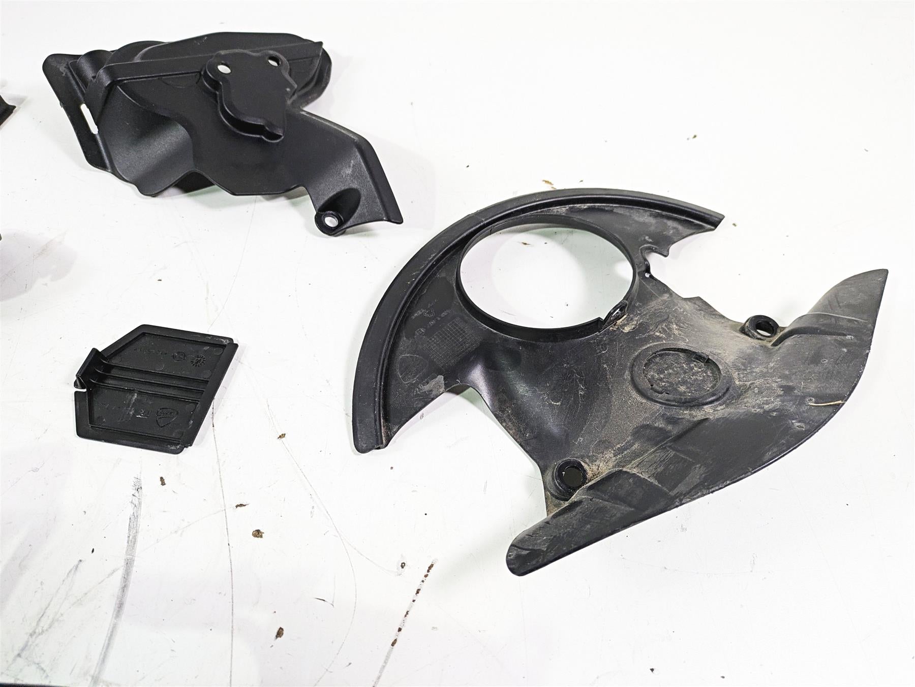 2015 Ducati Panigale 1299 S Black Molded Infill Cover Fairings Set 8291B801A {{ shop.shopifyCountryName }} - Mototech271
