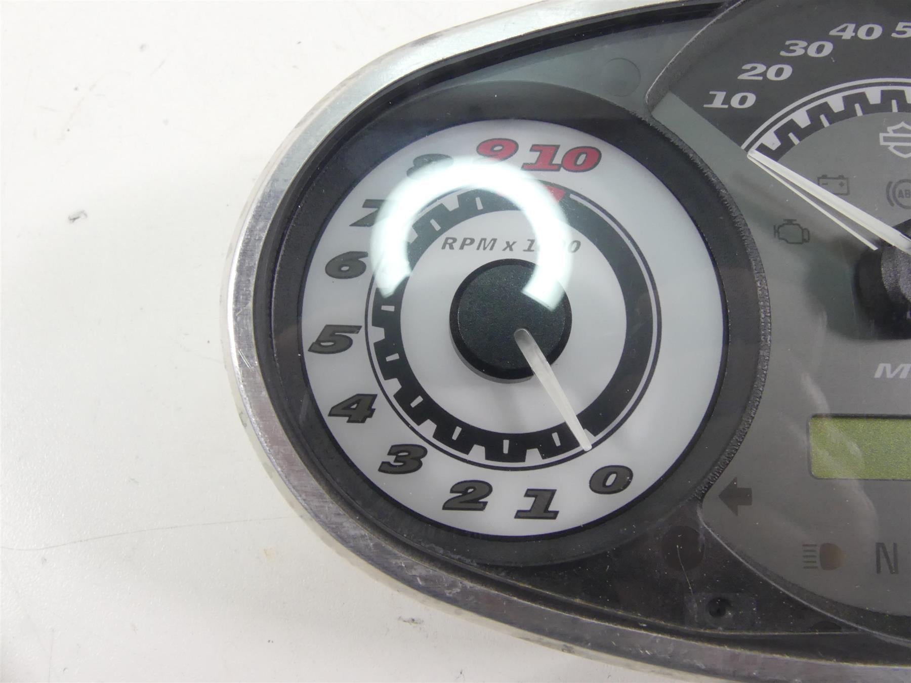 2011 Harley VRSCF Muscle Rod Speedometer Gauges Instrument - 7K 71962-09A {{ shop.shopifyCountryName }} - Mototech271