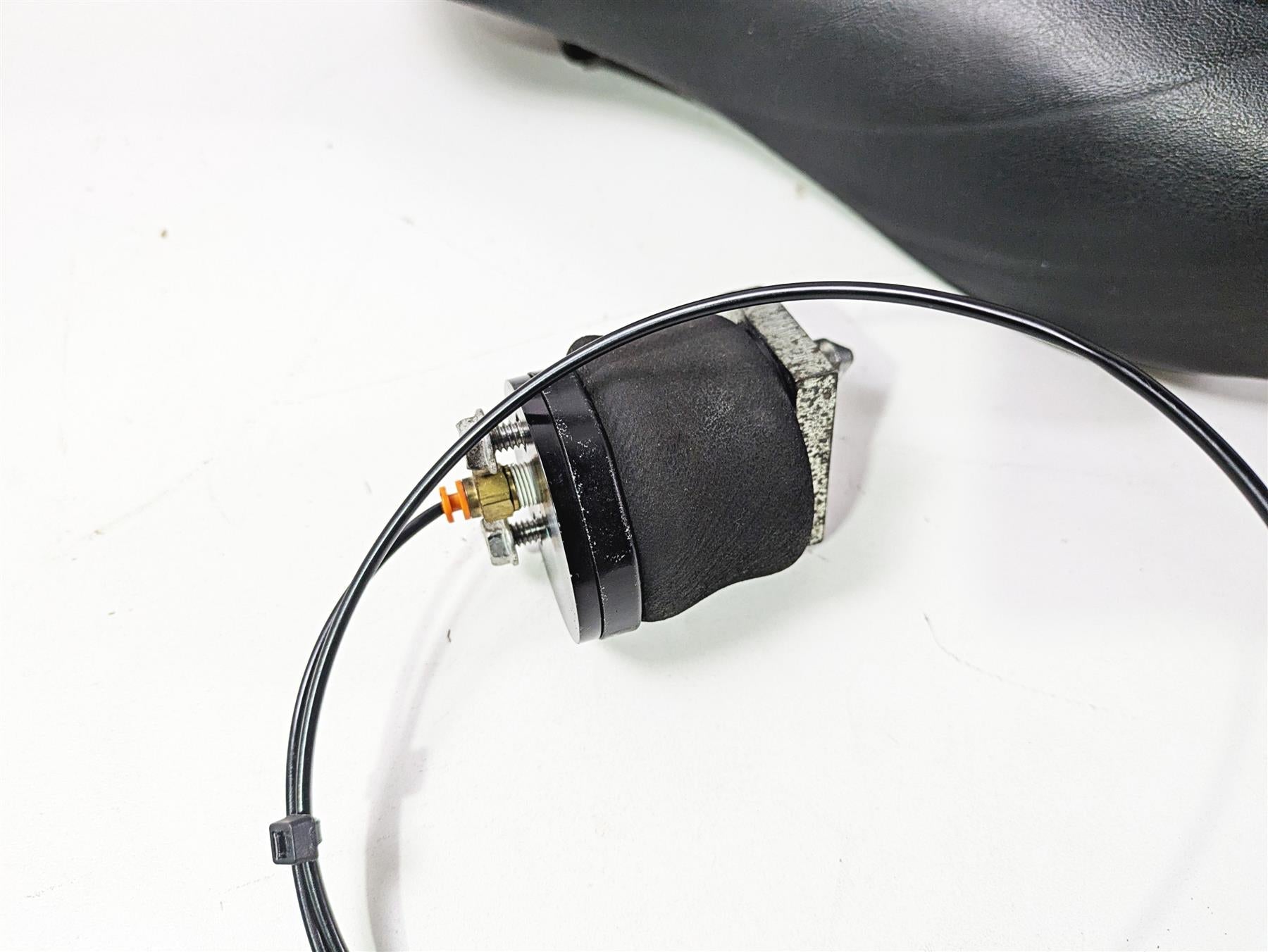 2008 Harley Touring FLHTP Electra Glide Seat Saddle + Air Spring 52242-83E {{ shop.shopifyCountryName }} - Mototech271