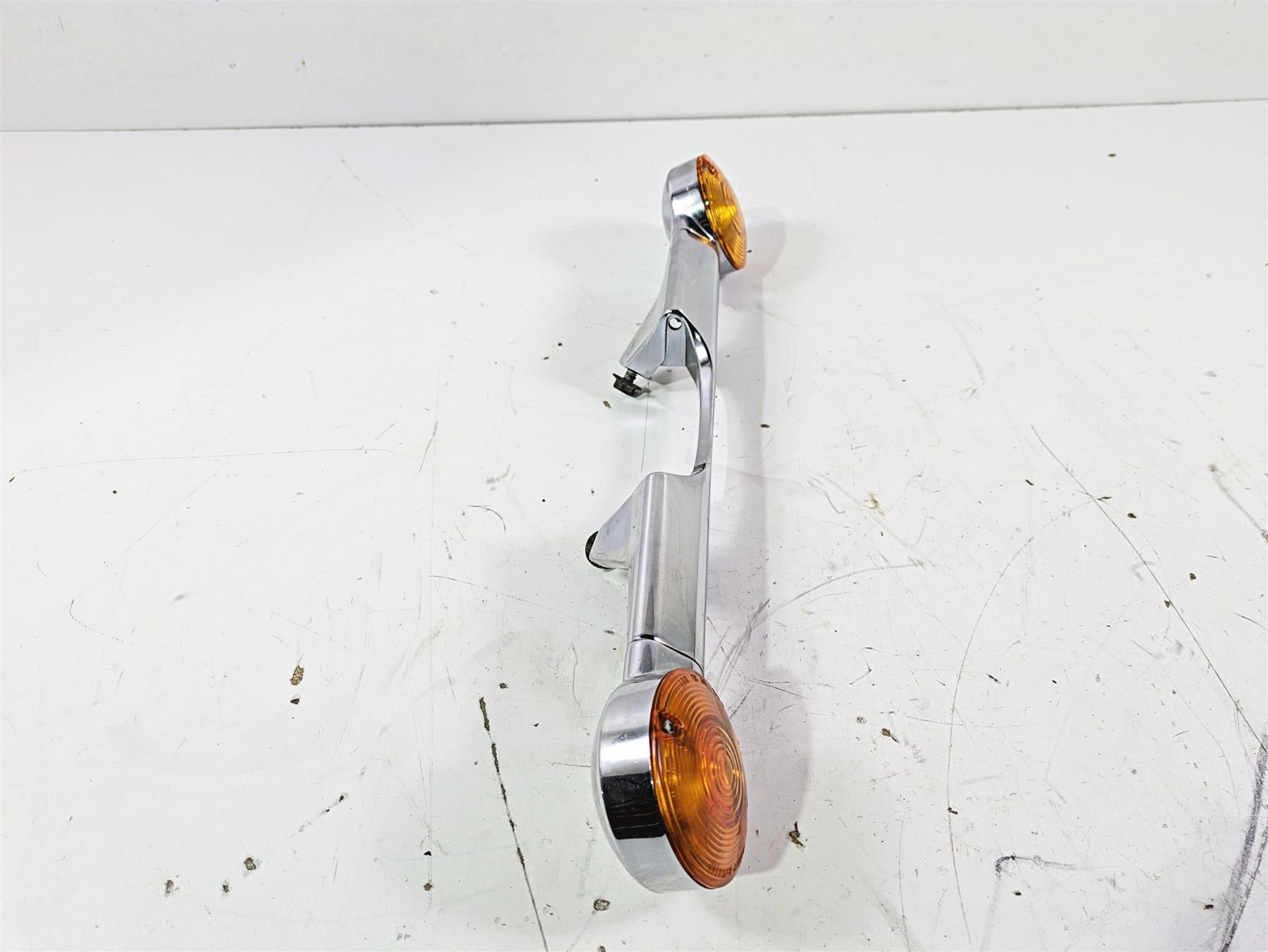 1992 Harley FLSTC Softail Heritage Rear Turn Signal Blinker Bar Set 68510-74C {{ shop.shopifyCountryName }} - Mototech271