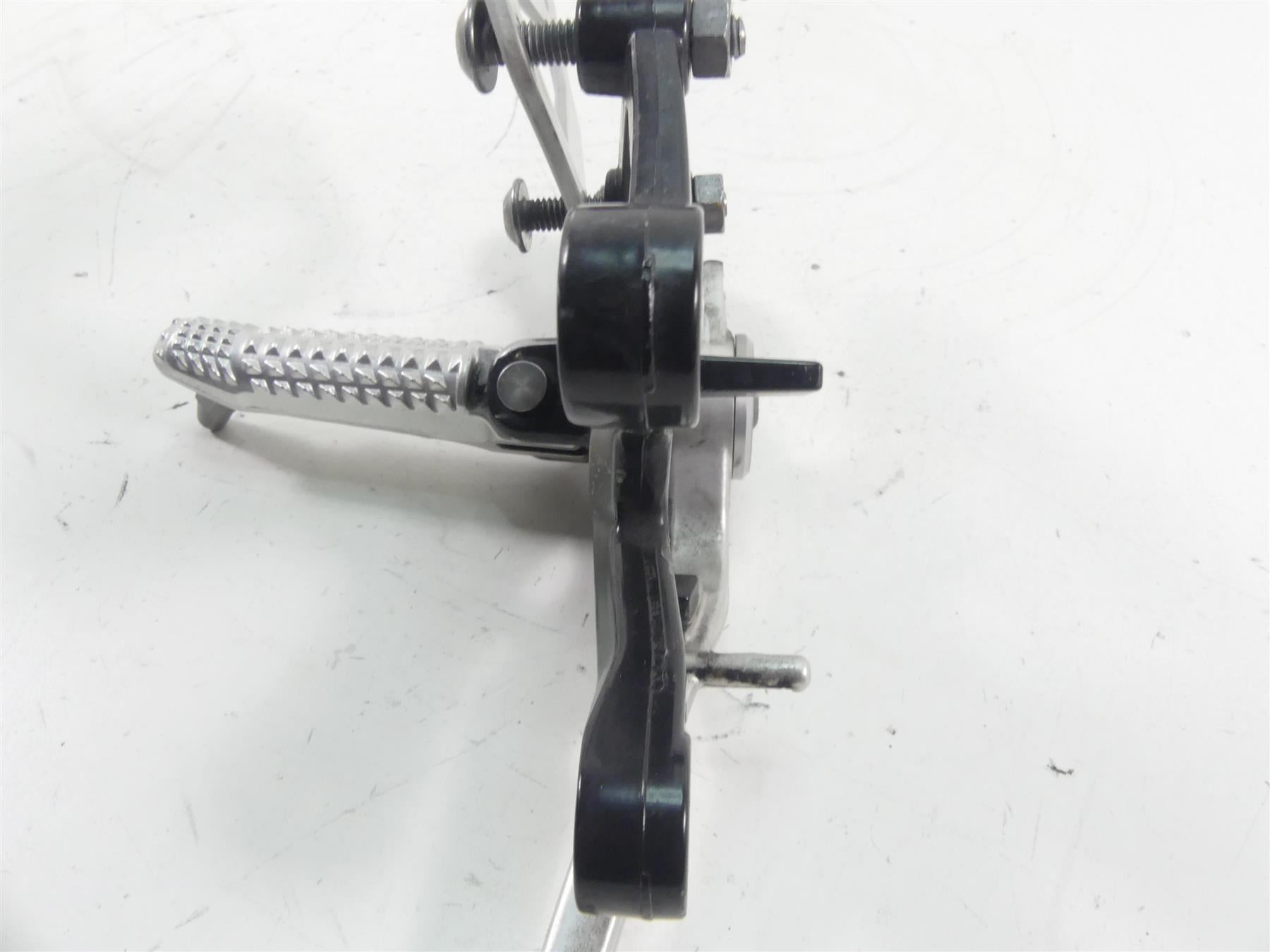 2012 BMW S1000RR K46 Right Foot Peg Footpeg Set & Brake Pedal 46717708574 {{ shop.shopifyCountryName }} - Mototech271