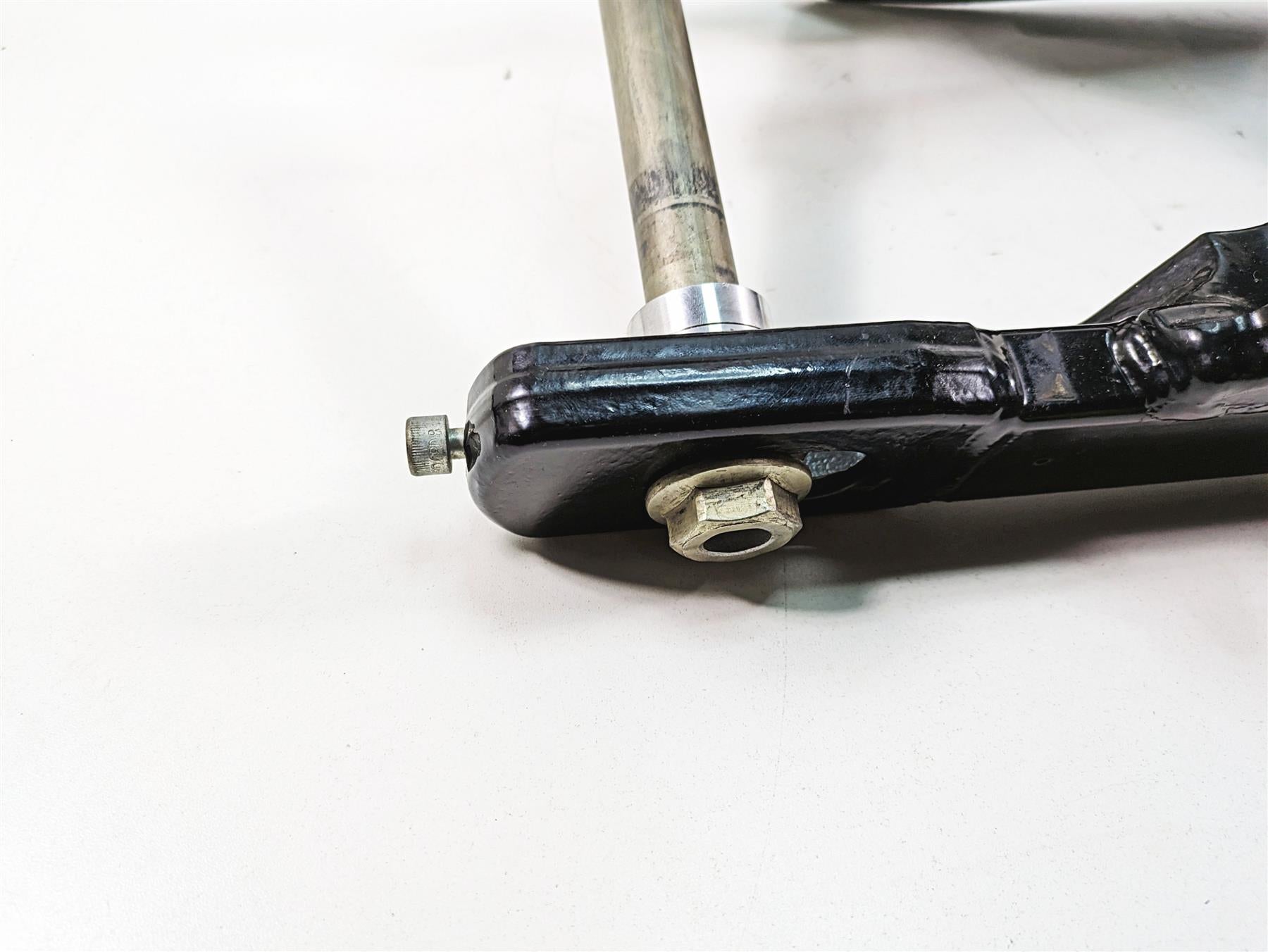 2009 Harley FXDF Dyna Fat Bob Rear Swingarm Swing Arm & Belt Guard 47820-06 {{ shop.shopifyCountryName }} - Mototech271