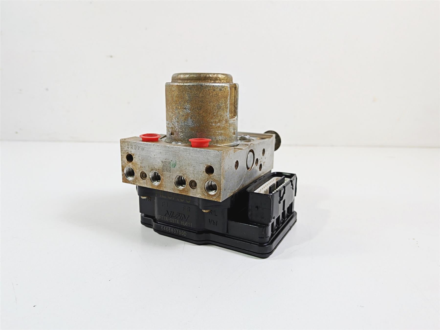 2020 Honda Talon SXS1000 S2R 1000R Vsa Modulator Abs Pump 57110-HL6-A01 {{ shop.shopifyCountryName }} - Mototech271