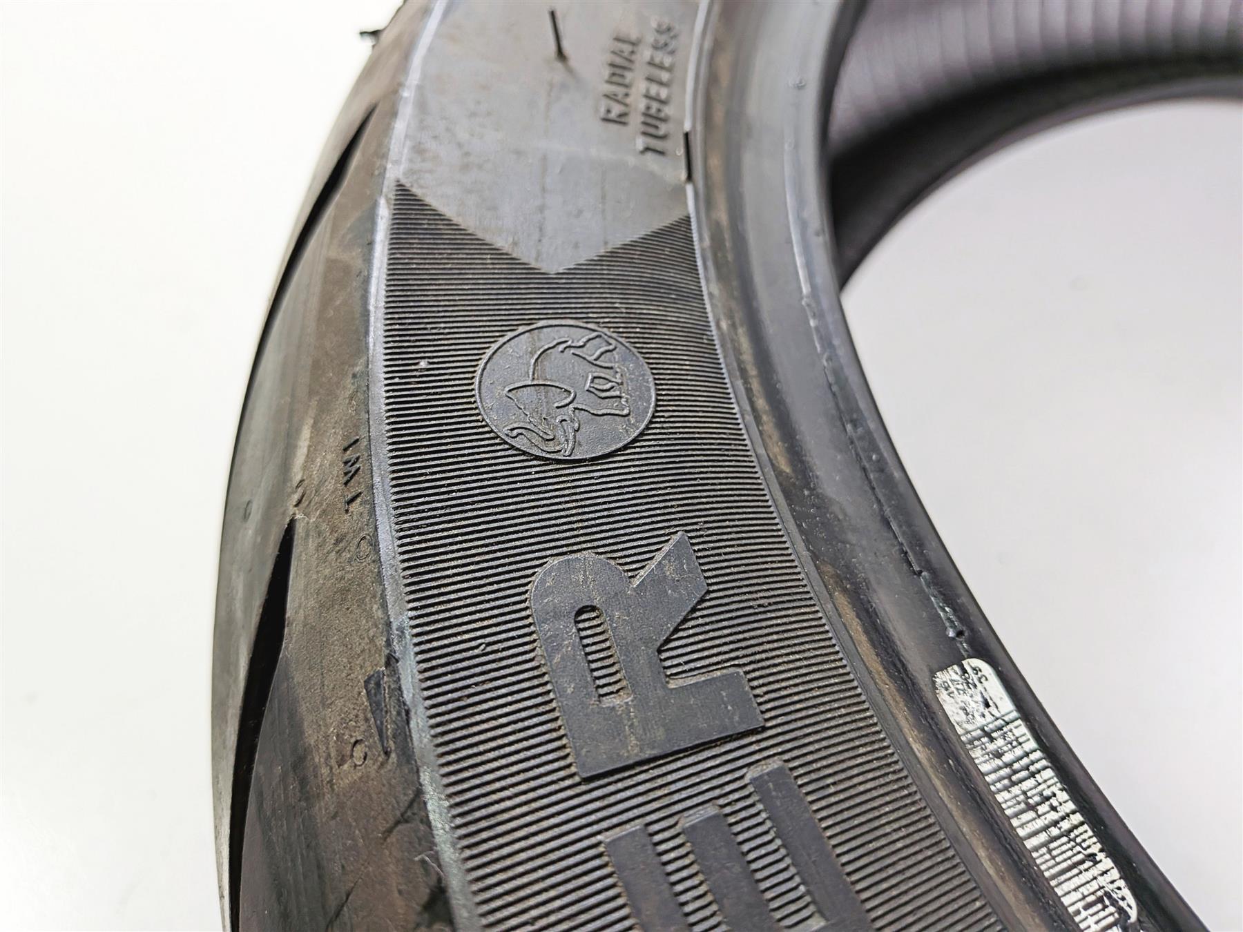 Used Rear Motorcycle Tire Metzler Cruisetec 180/60R16 3577700-Mototech271