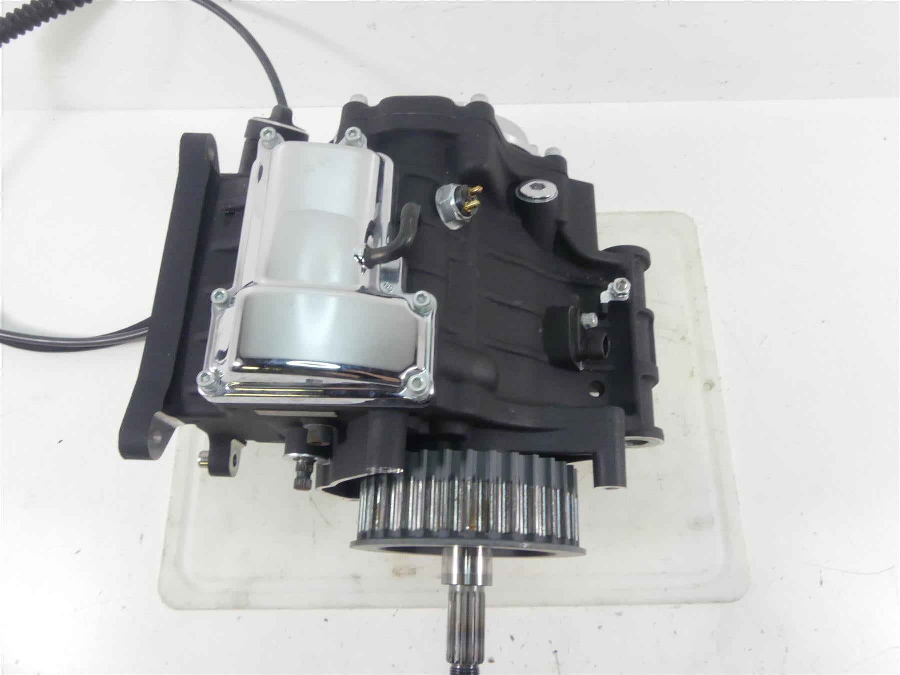 2014 Harley FXDL Dyna Low Rider 6 Speed Transmission Gear Box 3K Miles 33083-10 {{ shop.shopifyCountryName }} - Mototech271