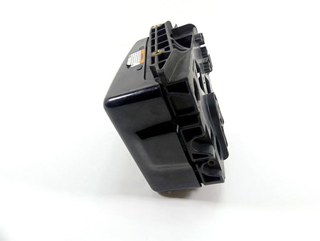 2017 Harley Dyna FXDB Street Bob Battery Carrier & Black Side Cover 70379-06B {{ shop.shopifyCountryName }} - Mototech271