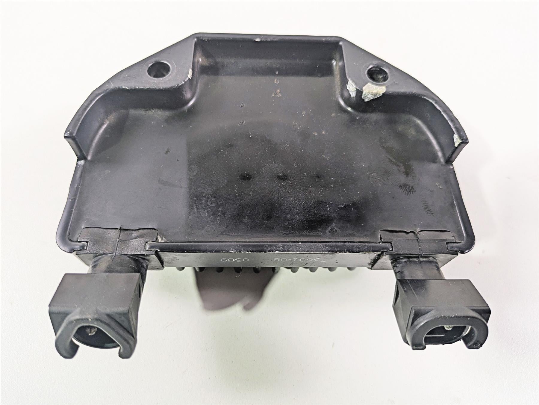 2009 Harley FXDC Dyna Super Glide Rectifier Voltage Regulator 74631-08A {{ shop.shopifyCountryName }} - Mototech271