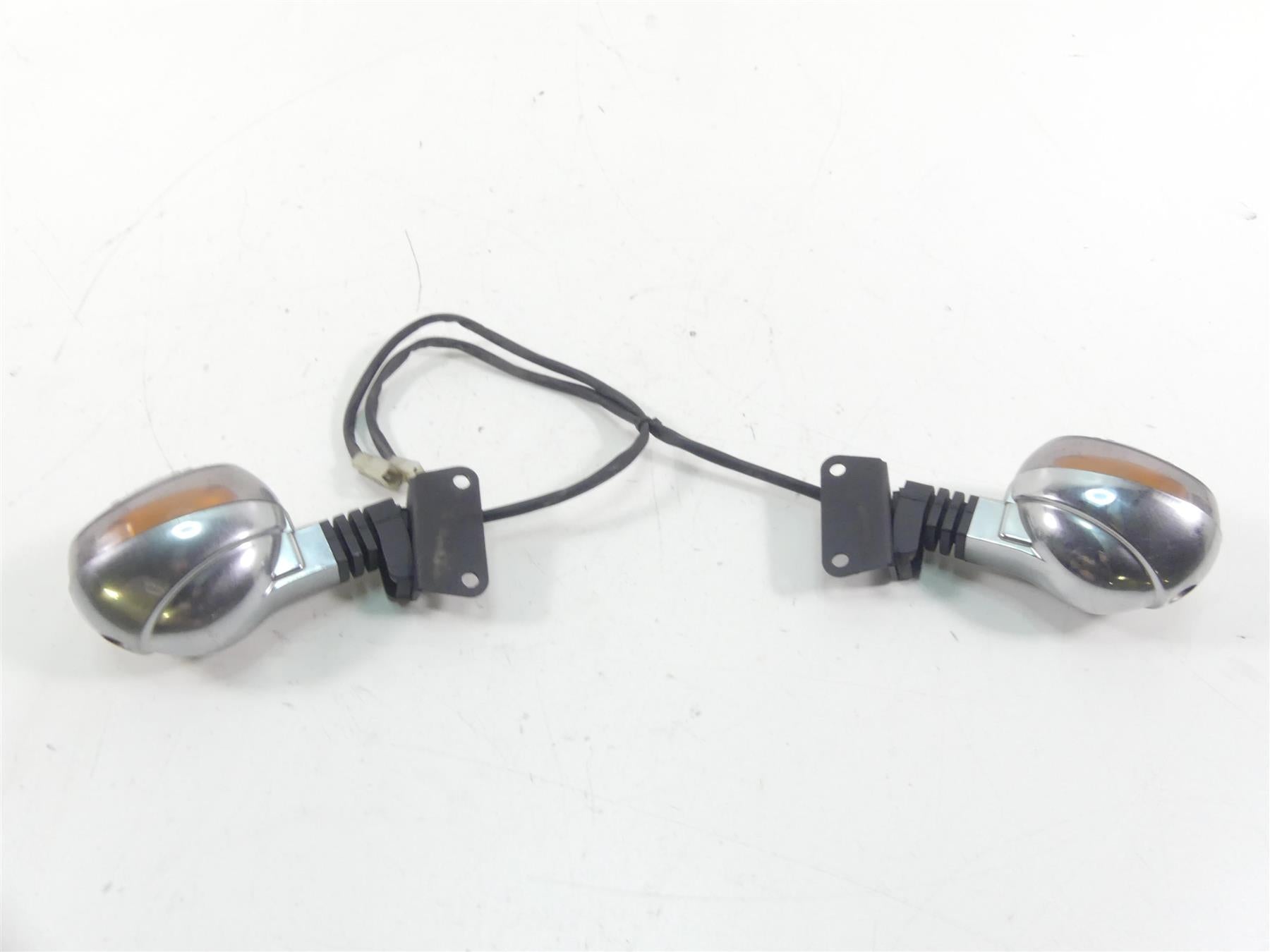 2014 Moto Guzzi Griso 1200 SE 8V Rear Blinker Turn Signal GU06750600 GU06751601 {{ shop.shopifyCountryName }} - Mototech271