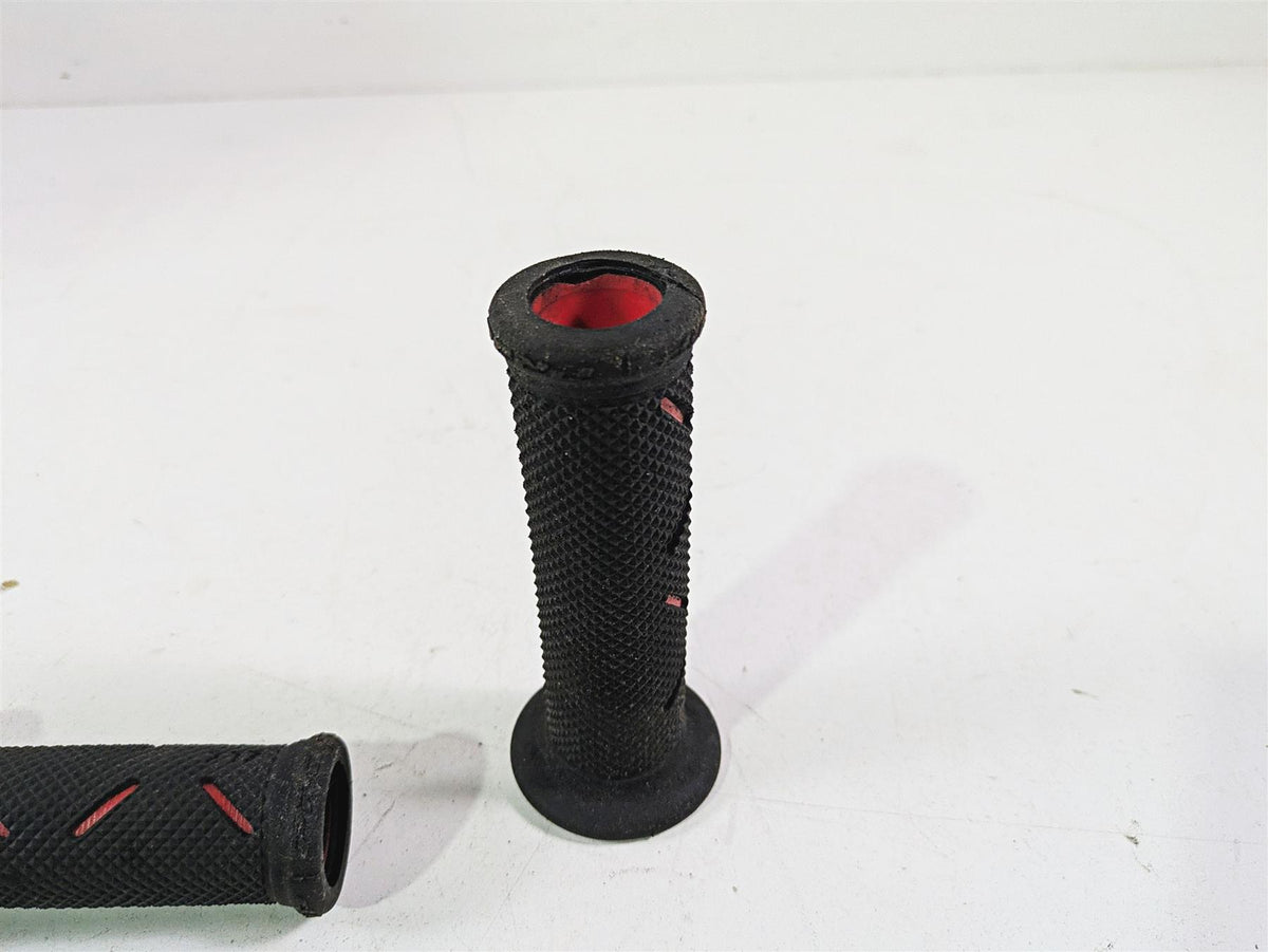 2013 Ducati Hypermotard 821 SP Ride By Wire Throttle Grip Set 66020034E {{ shop.shopifyCountryName }} - Mototech271