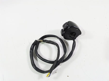 2008 Harley FLSTSB Cross Bones Left Hand Control Switch -No Plug 71682-06A {{ shop.shopifyCountryName }} - Mototech271