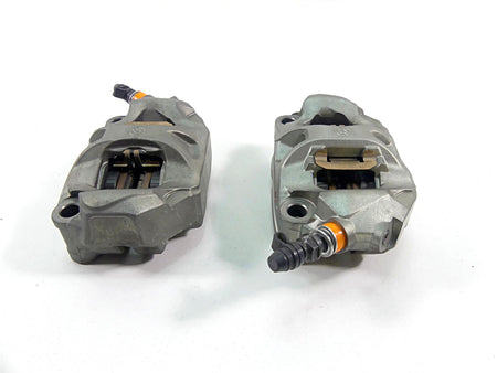 2022 Triumph Speed Triple 1200 RS Front Brembo 100mm Brake Caliper Set T2028970 {{ shop.shopifyCountryName }} - Mototech271