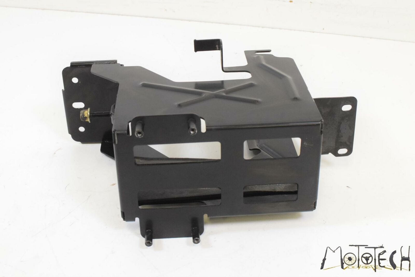 2016 Indian Chief Dark Horse Battery Tray Holder Bracket Mount 1018971-329 {{ shop.shopifyCountryName }} - Mototech271