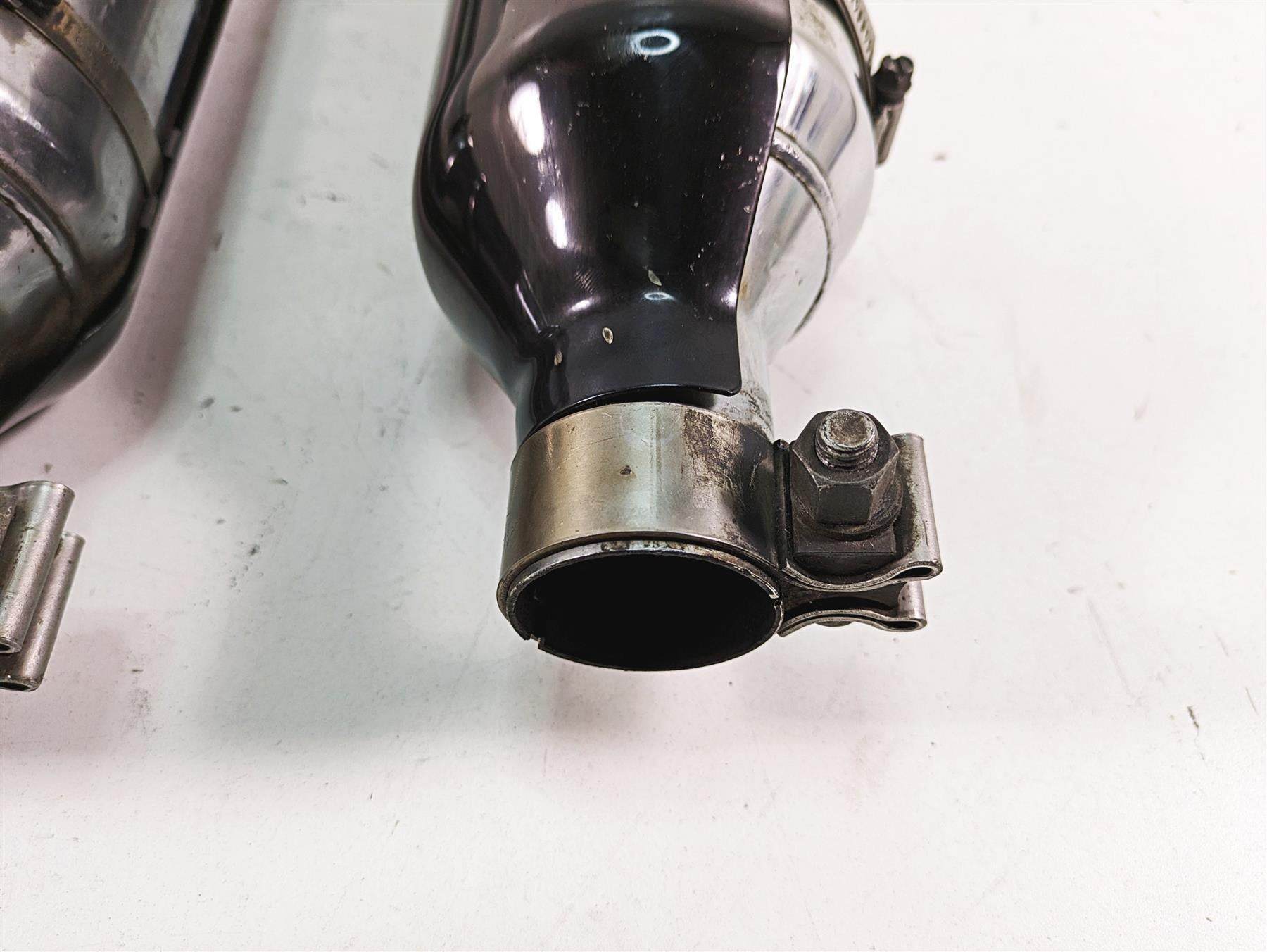 2018 Harley Touring FLHXSE CVO Street Glide Exhaust Pipe Muffler Set 64900732 {{ shop.shopifyCountryName }} - Mototech271