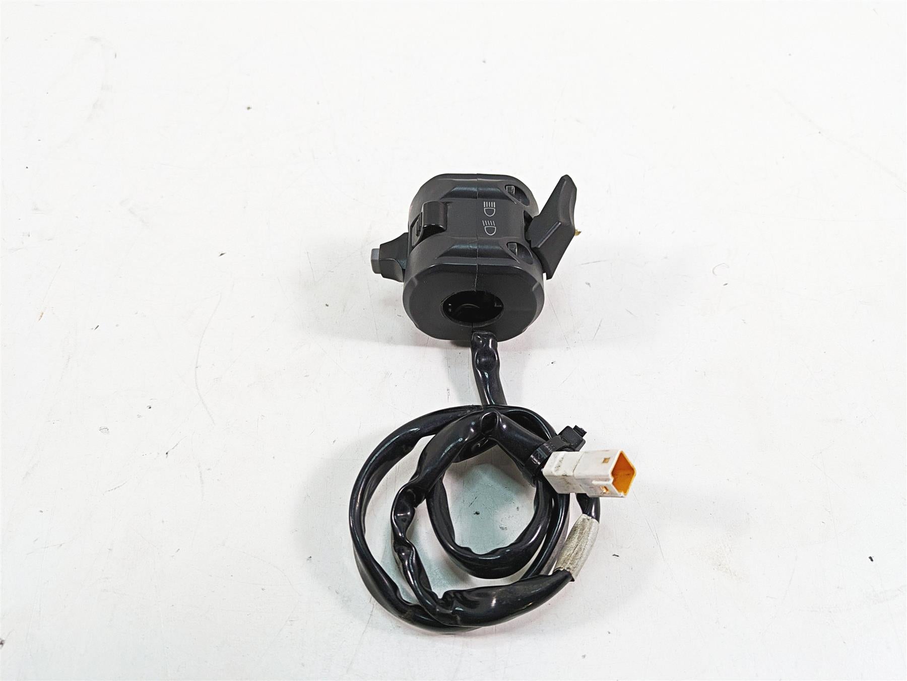 2016 Ducati Panigale 1299 S Left Hand Light Blinker Control Switch 65110132A {{ shop.shopifyCountryName }} - Mototech271