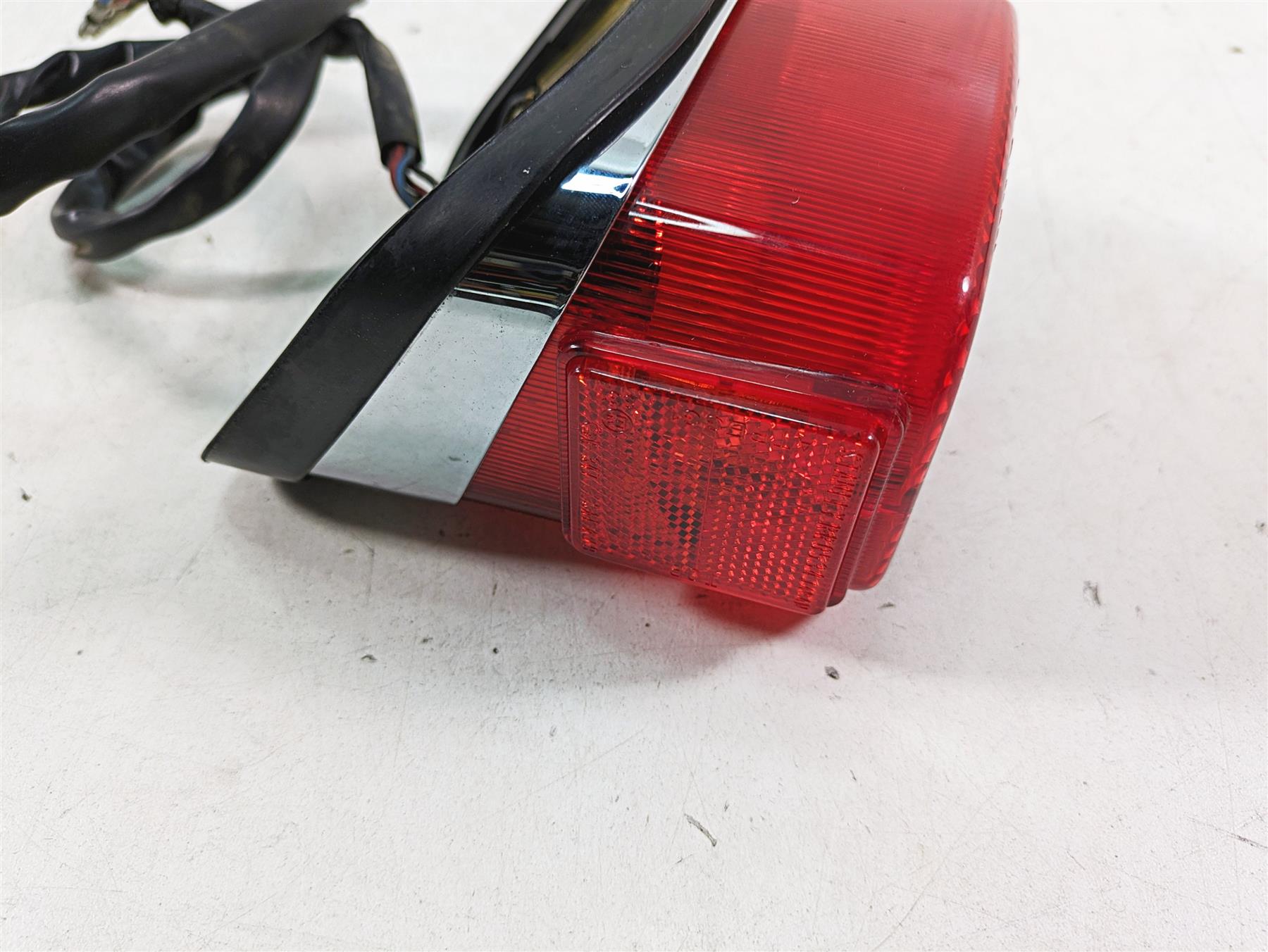 1997 Kawasaki VN1500 Vulcan Taillight Tail Light Lamp 23025-1165 {{ shop.shopifyCountryName }} - Mototech271