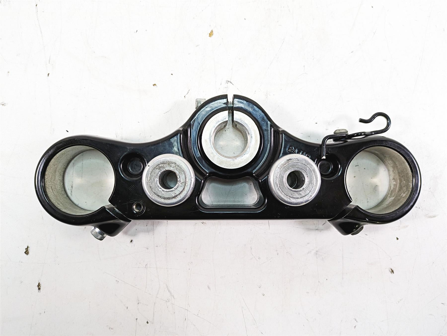 2020 Harley Softail FXBB Street Bob Upper Triple Tree Clamp 49mm 45900174 {{ shop.shopifyCountryName }} - Mototech271