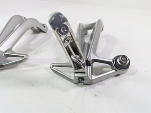 2009 Yamaha FZ1 FZS10 Fazer Rear Passenger Footpeg Set 2D1-2741L-00-00