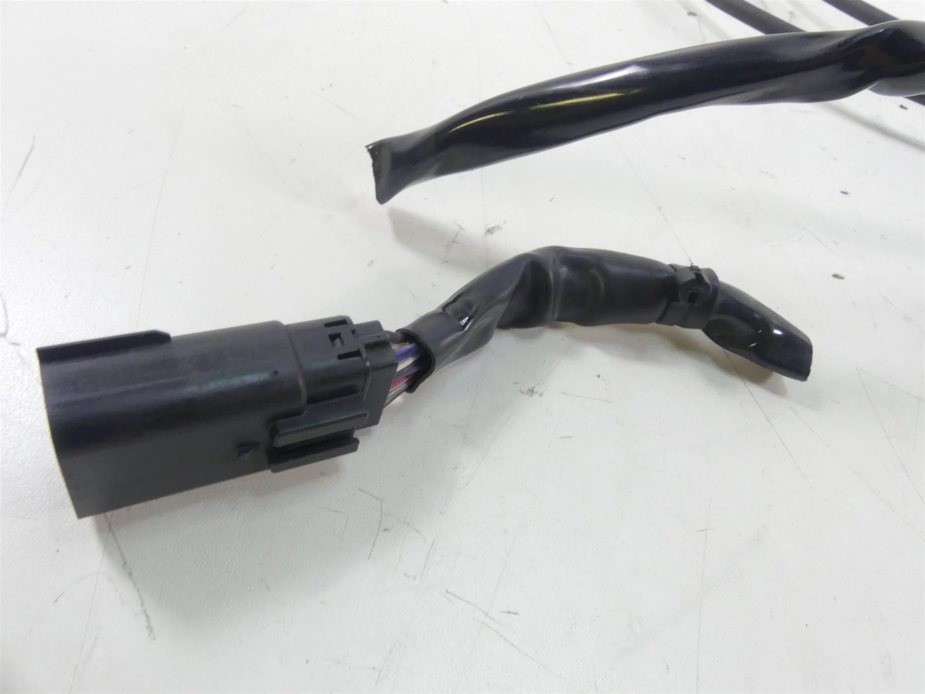 2007 Harley FLHTCU SE2 CVO Electra Glide Right Hand Control Switch 71684-06A {{ shop.shopifyCountryName }} - Mototech271