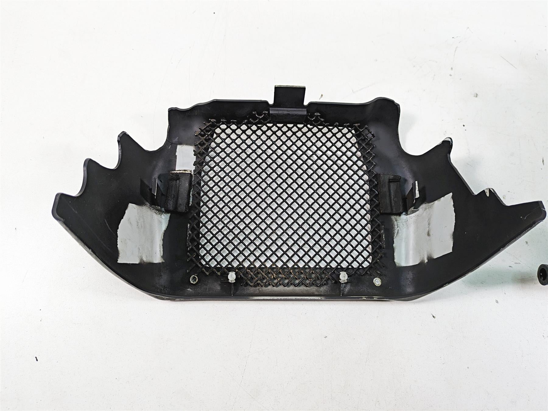 2018 Harley Touring FLHXSE CVO Street Glide Oil Cooler & Cover Set 62700133 {{ shop.shopifyCountryName }} - Mototech271