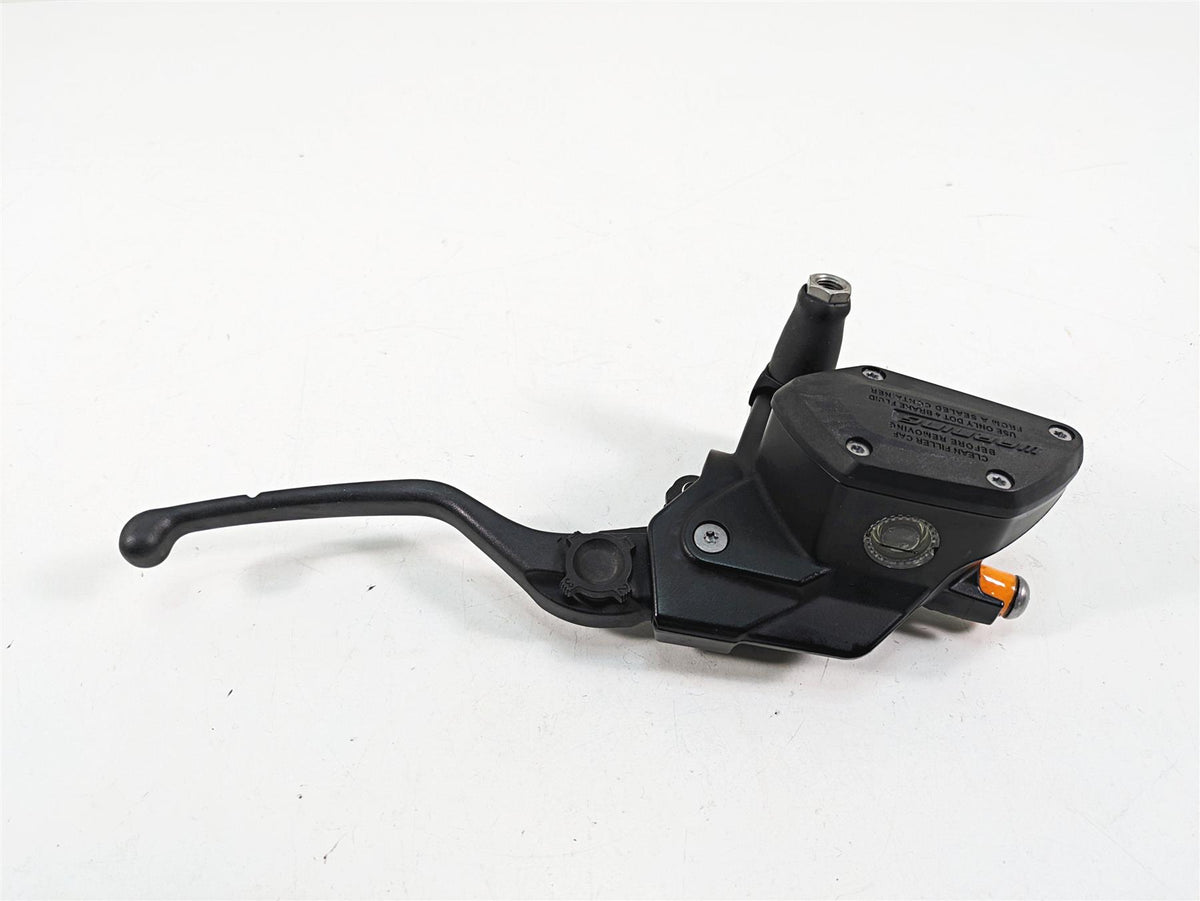 2016 BMW R1200R K53 Front Brake Master Cylinder + Lever 32728559604 {{ shop.shopifyCountryName }} - Mototech271