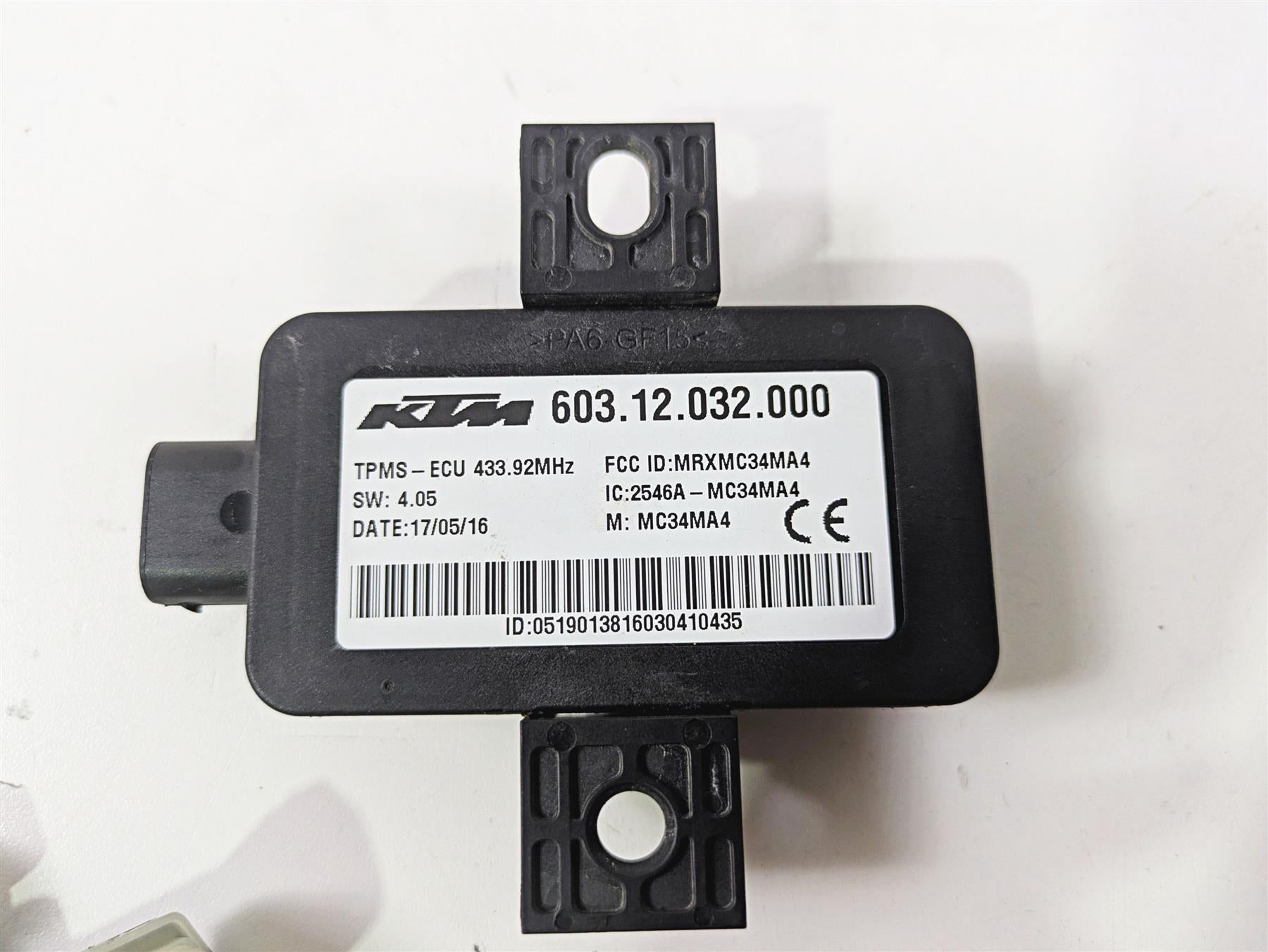 2017 KTM 1290 Super Duke GT Tpms Tire Pressure & Module Sensor Set 60312032000 {{ shop.shopifyCountryName }} - Mototech271