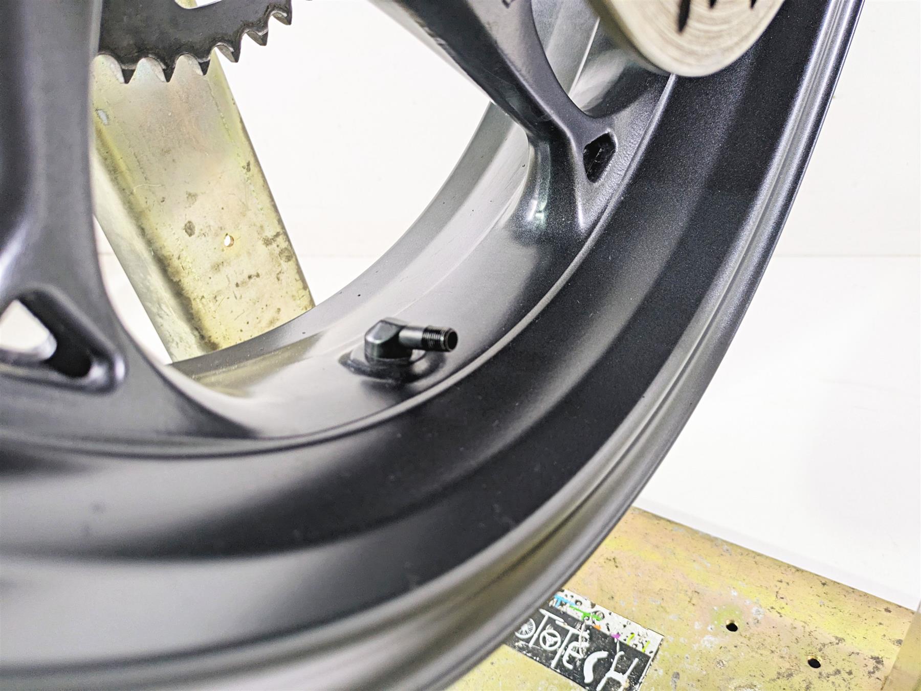 2024 Triumph Street Triple 765 R Straight 17x5.5 Rear Wheel Rim T2019906 {{ shop.shopifyCountryName }} - Mototech271