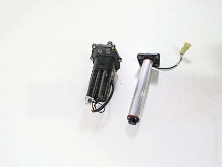 2019 Ducati Supersport 939 S Fuel Gas Pump & Level Sender 16024341A 59210251B {{ shop.shopifyCountryName }} - Mototech271
