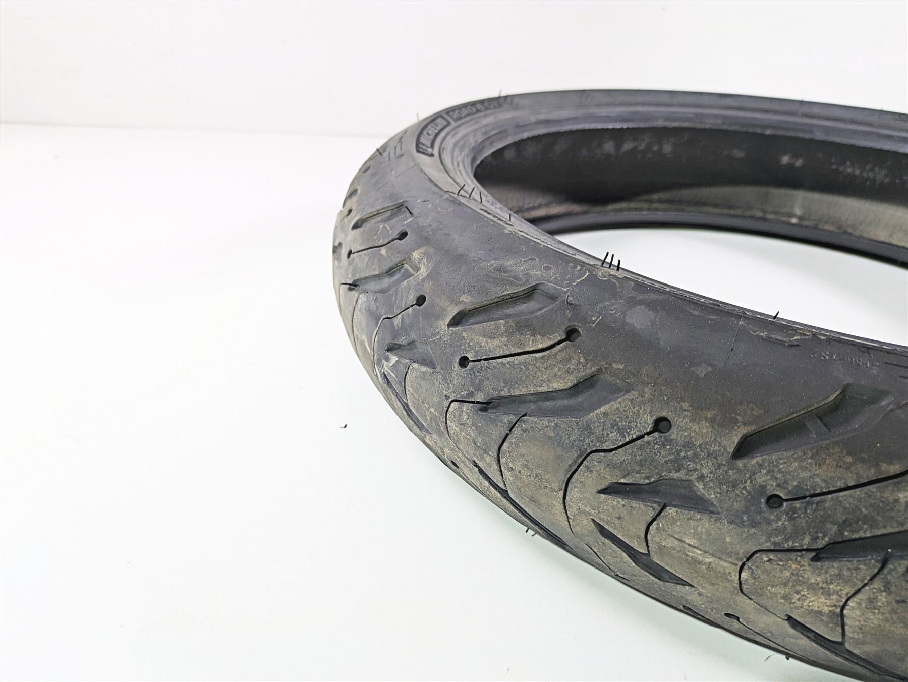 Used Front Motorcycle Tire Michelin Road 6 GT Tire 120/70R17 44614 {{ shop.shopifyCountryName }} - Mototech271