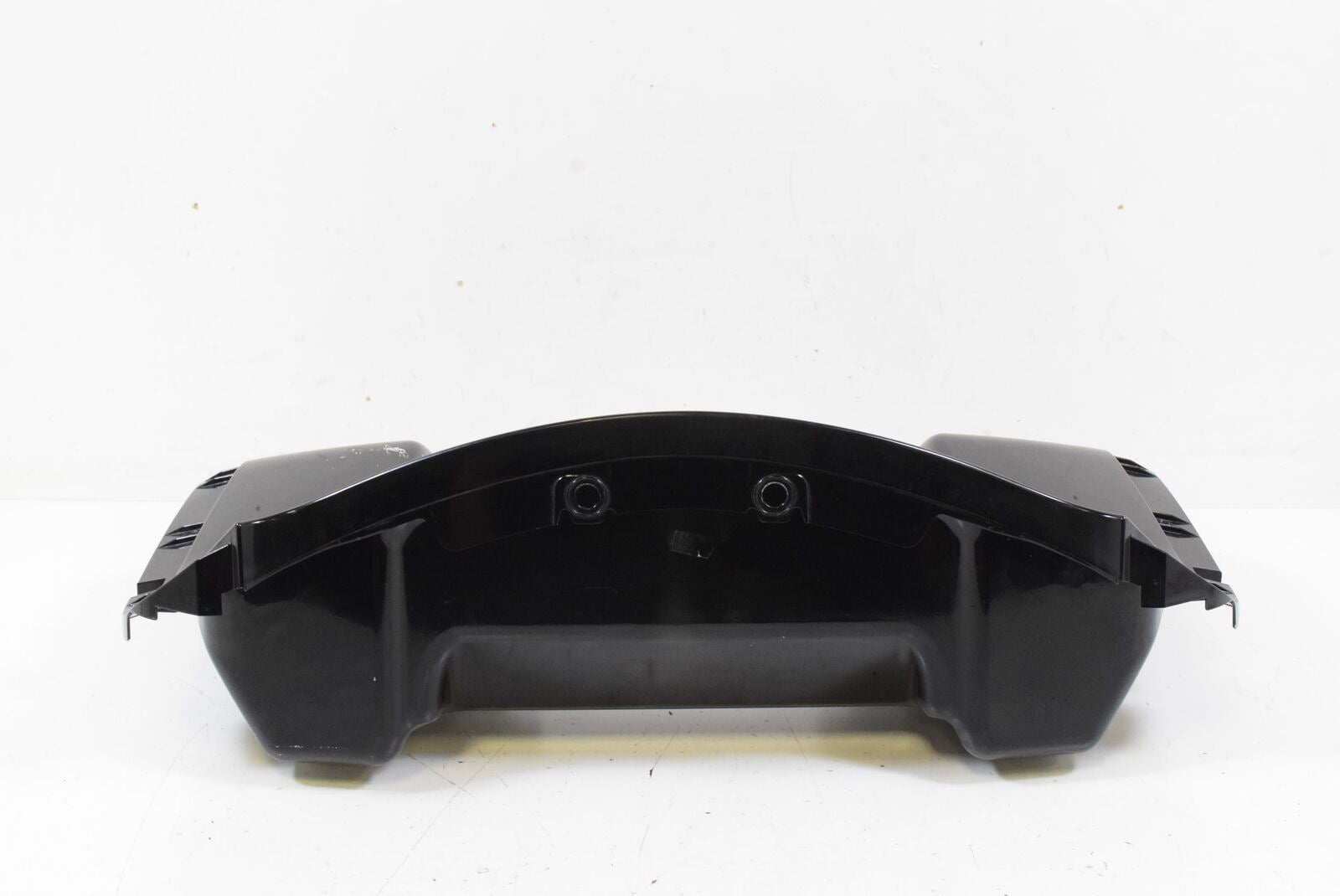 09 BMW K1200LT K1200 LT 89V3 Rear Center Mid Tail Fairing Cover Cowl 52537675789 {{ shop.shopifyCountryName }} - Mototech271