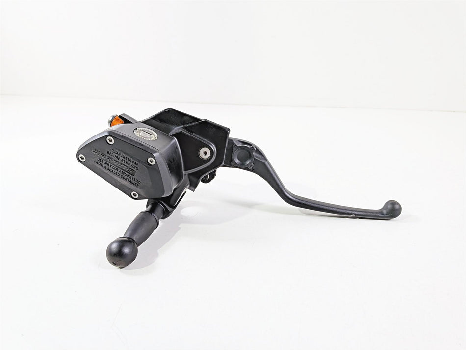 2019 BMW R1250GS K50 Front Brake Master Cylinder 32728559604 {{ shop.shopifyCountryName }} - Mototech271