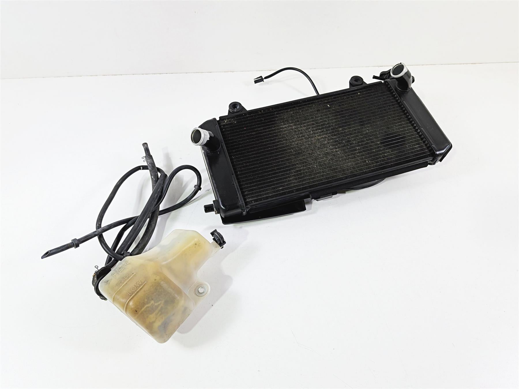 2012 Yamaha XT1200 Super Tenere Radiator Fan Reservoir Hoses Set 23P-12461-00-00 {{ shop.shopifyCountryName }} - Mototech271