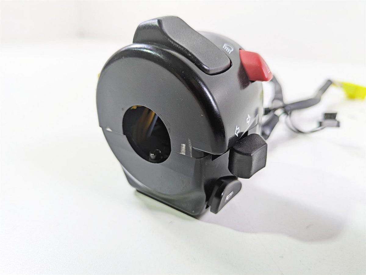 2019 Suzuki M109R VZR1800 Boulevard Left Hand Control Switch READ 37400-48GB0 {{ shop.shopifyCountryName }} - Mototech271