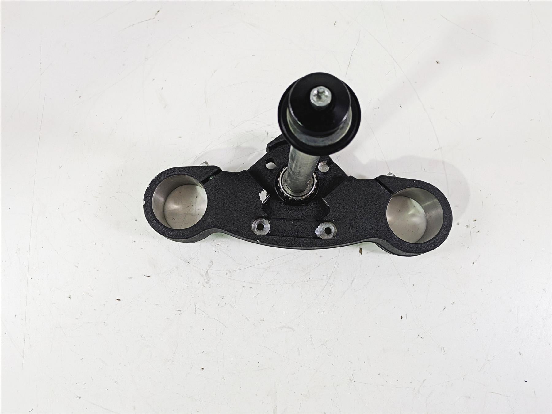 2022 Harley FXLRS Softail Low Rider Lower Triple Tree Clamp - Read 45900260B {{ shop.shopifyCountryName }} - Mototech271