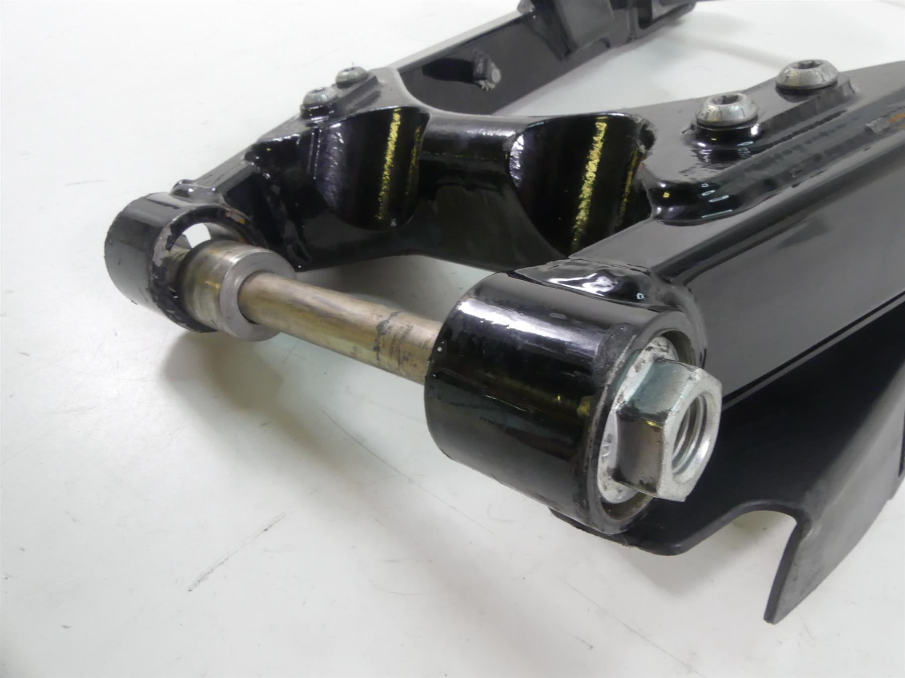 2016 Harley FXDLS Dyna Low Rider Rear Swingarm Swing Arm & 25mm Axle 47820-10 {{ shop.shopifyCountryName }} - Mototech271