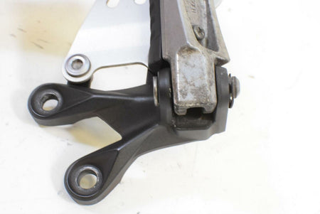 2013 Kawasaki Ninja ZX14R ZX1400 Front Left Rider Footpeg Pedal 35063-0853-18R {{ shop.shopifyCountryName }} - Mototech271