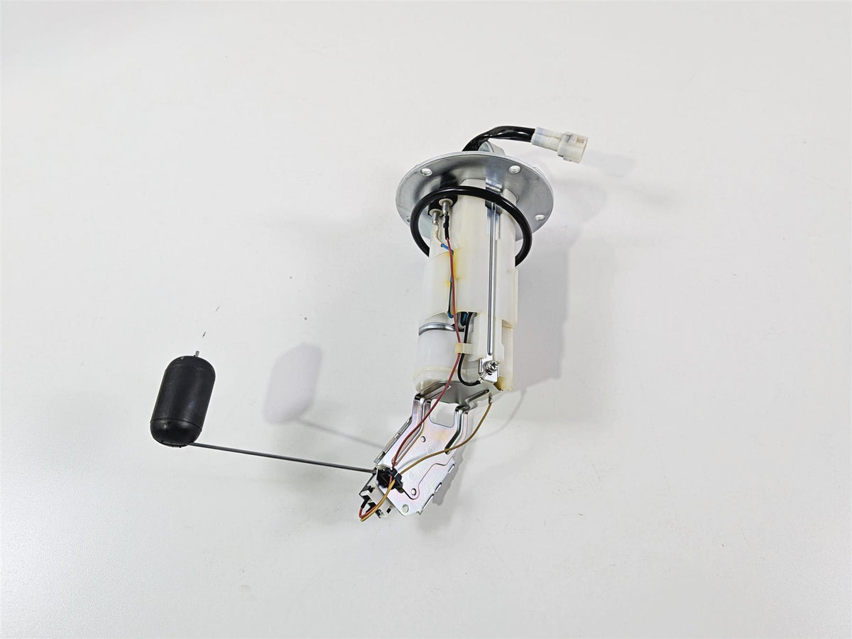 2024 Suzuki GSXR600 Fuel Gas Petrol Pump - Tested 2K Only 15100-14J01 {{ shop.shopifyCountryName }} - Mototech271