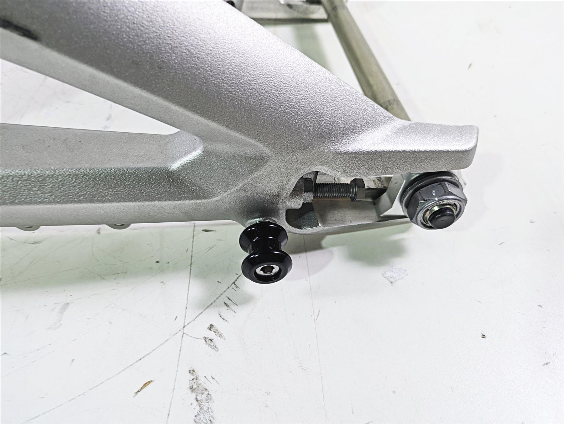 2020 Triumph Daytona 765 Moto2 Rear Swingarm Swing Arm & Axle T2050594 {{ shop.shopifyCountryName }} - Mototech271