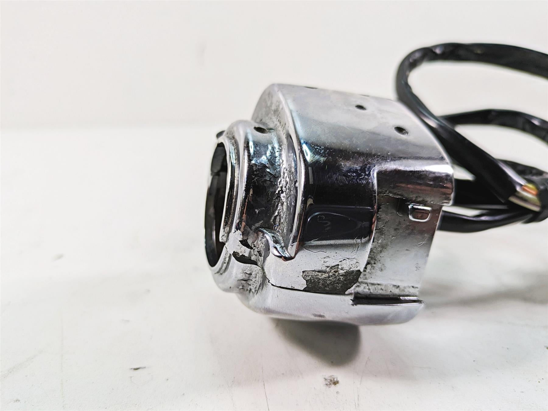 1999 Harley Dyna FXDL Low Rider Right Left Chrome Hand Control Switch 71684-06A {{ shop.shopifyCountryName }} - Mototech271